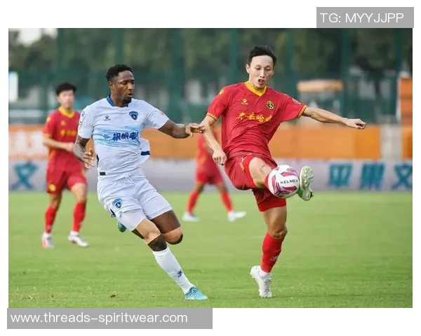 足球巨献:探秘南京足球队的意识